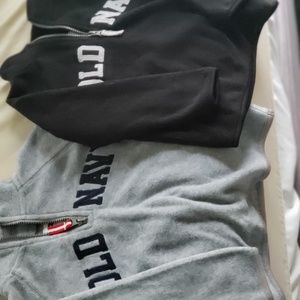 2T old navy sweaters